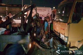 Truk Tabrak 15 Kendaraan, 1 Tewas