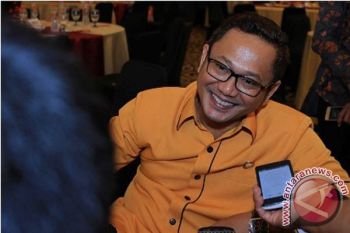Wakil Bupati Mamuju luncurkan Wakaf Al quran
