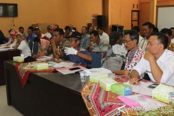 Petani Kudus Dilatih Tanam Kedelai Yang Efektif 