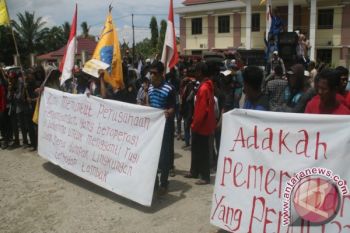 Warga Kolaka Minta Perusahaan Tambang Ganti-Rugi Lahan 