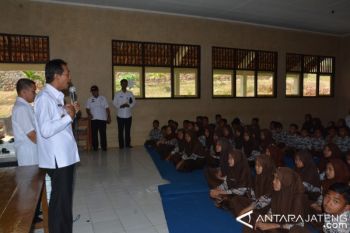 Pemkab Batang Memperkuat Pendidikan Karakter Siswa SMP