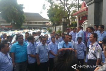 Organda: Angkutan Daring Jangan Beroperasi Terlebih Dahulu