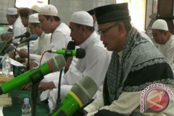 Warga Doa Bersama Sambut Tahun Baru Hijriah
