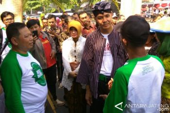 Ganjar Meluncurkan Aplikasi Regopantes.Com Pangkas Distribusi Pertanian 