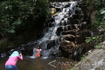 Wisata Air Terjun Irenggolo