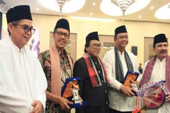 Gubernur Harapkan Gebu Minang Perkuat Pengembangan Sosial Masyarakat