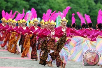 Tarian Zapin Senggayong Wakili Indonesia di Festival Muara Singapura