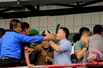 Ini Aksi Gubernur Kalteng Saat Pendukung Persebaya Diduga Pancing Kericuhan