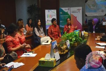 Lomban Promosikan FPSL 2017 Ke Kementerian Pariwisata