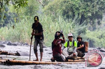 Wisata Lanting Bambu