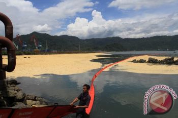 Harga minyak AS meningkat setelah banjir melanda pusat distribusi Cushing