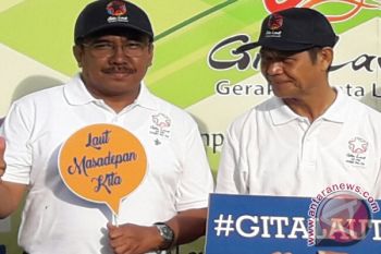 Armada Pengangkut Sampah Untuk Pulau Komodo