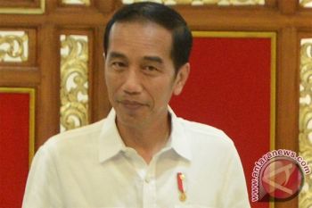 Presiden "Ngopi" Sore di Istana Bogor