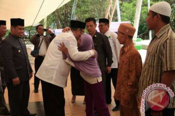 Baznas Kendari Salurkan Zakat Rp199,7 Juta