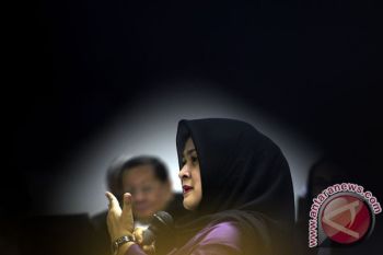 Evy Susanti Ingin Jadi Pengacara