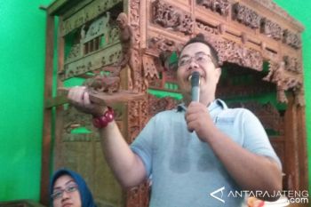 Pengrajin Sangiran Siasati Kebutuhan Bahan Baku