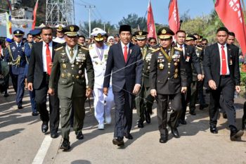 Presiden: TNI Harus Bersatu dengan Institusi Lain