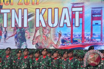 Prajurit Kodam Sriwijaya bantu amankan Natal