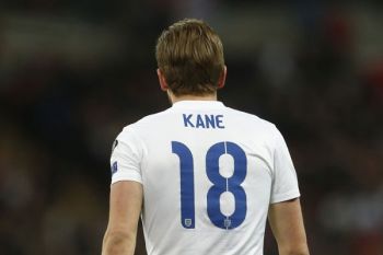 Gol Kane di Ujung Laga Antar Inggris ke Rusia