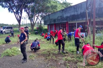 Tunjang Pelaksanaan Porprov Sulut ke-IX, Pemkab Minahasa Kerja Bakti