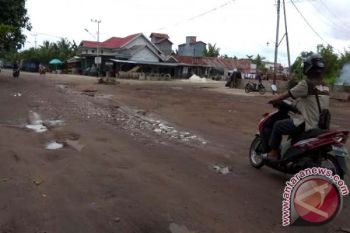 Warga Palangka Raya Keluhkan Rusaknya Infrastruktur Jalan di Kawasan Ini