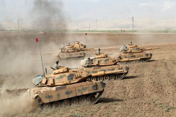Tentara Turki invasi wilayah Afrin Suriah