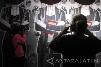 "World is Hoax" jadi Tema Biennale Jatim 2017