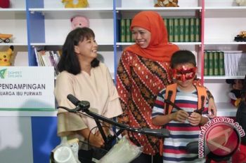 Purwati si Pedagang Kopi Keliling Sempat tak Percaya Anaknya ke Kanada