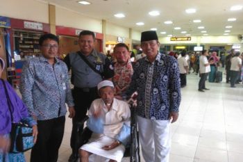 Sempat Sakit, Haji Asal Banyumas Dijemput Kemenag di Adi Sucipto