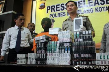Pencuri Ini Sembunyi di Plafon 20 Jam
