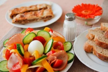 Jenis sarapan yang baik mengandung serat tinggi