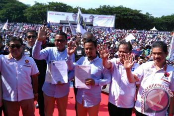 Deklarasi Pasangan NA-ASS Dihadiri Ribuan Orang 