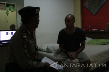 Polisi Jaring Dua WNA di "Metro House" Surabaya