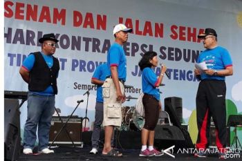 Jawab Pertanyaan Soal Alat Kontrasepsi, Terima Hadiah Sepeda