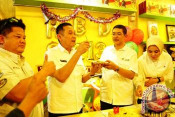 Sriwijaya FC tiup lilin HUT ke-13 tahun