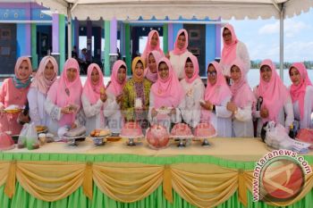 Rita Apresiasi Kegiatan Bazar IWSS
