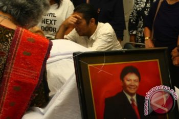 Vokalis legend band Panbers Benny Panjaitan meninggal dunia 