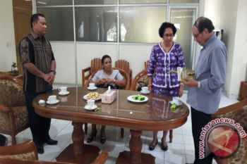Tingkatkan Kesejahteraan Guru di Pedalaman 