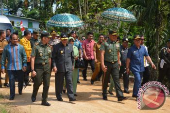 TNI Rehabilitasi 36 Rumah Tidak Layak Huni