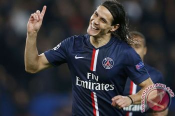 PSG menang mudah, Mbappe-Cavani cetak dua gol