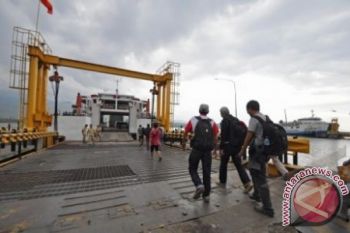 ASDP Tingkatkan Kemampuan Dermaga Pelabuhan Kayangan-poto Tano