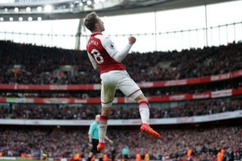 Di Laga ke-800 Wenger, Arsenal Bangkit dan Kalahkan Swansea