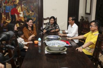 Ribuan relawan akan hadiri pernikahan putri Jokowi