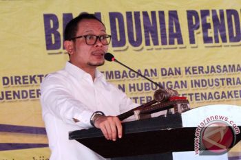 Kata Menaker pengaduan THR tahun 2018 menurun