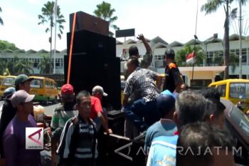 (Video) Mengatur Zonasi Transportasi Konvensional dan Daring