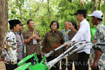 BNI Salurkan KUR Rp3,2 Miliar Petani Hutan di Madiun