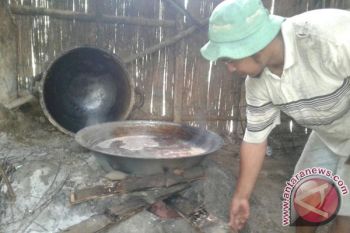 Peredaran Gula Merah Oplosan Rugikan Perajin