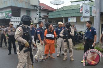 Polisi Rekonstruksi Kasus Pembunuhan Honorer Dishub Barsel 