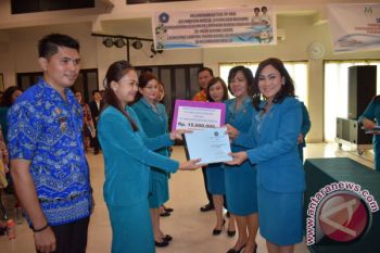 Rawung Lantik Ketua TP-PKK dan Bunda Paud Kecamatan se Kota Bitung  