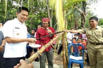 Warga Pedalaman Barut Bisa Nikmati Air Bersih